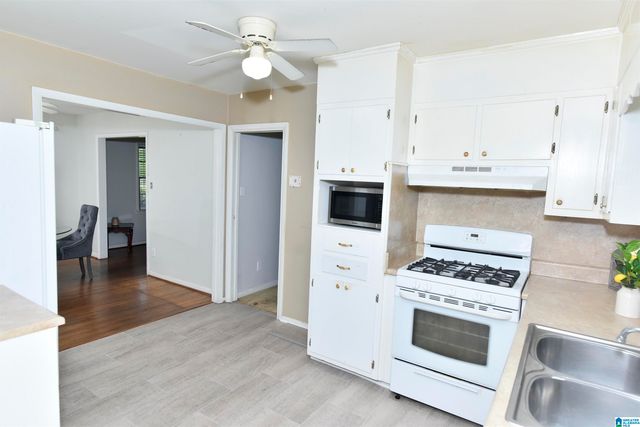 206 MABELON COURT, Hueytown, AL 35023