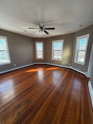 8 Sheafe 3, Brookline, MA 02467