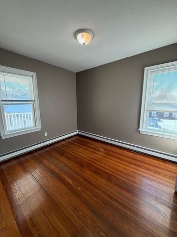 8 Sheafe 3, Brookline, MA 02467