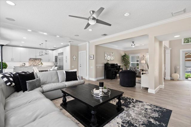 311 Hummingbird Point, Jupiter, FL 33458