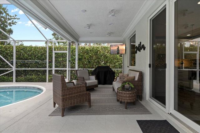 311 Hummingbird Point, Jupiter, FL 33458
