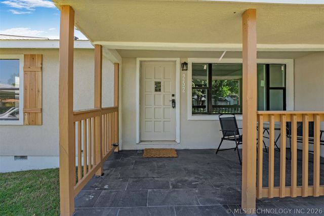 252 E 45th Place, Tulsa, OK 74105
