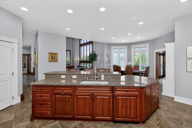 2817 NE Seneca Drive, Ankeny, IA 50021