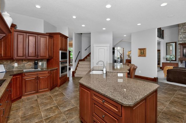 2817 NE Seneca Drive, Ankeny, IA 50021