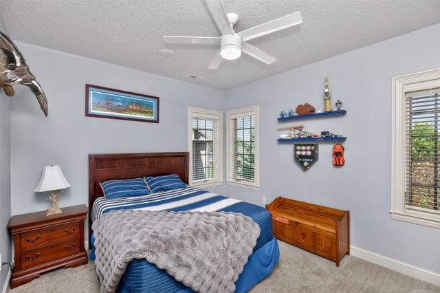 2817 NE Seneca Drive, Ankeny, IA 50021