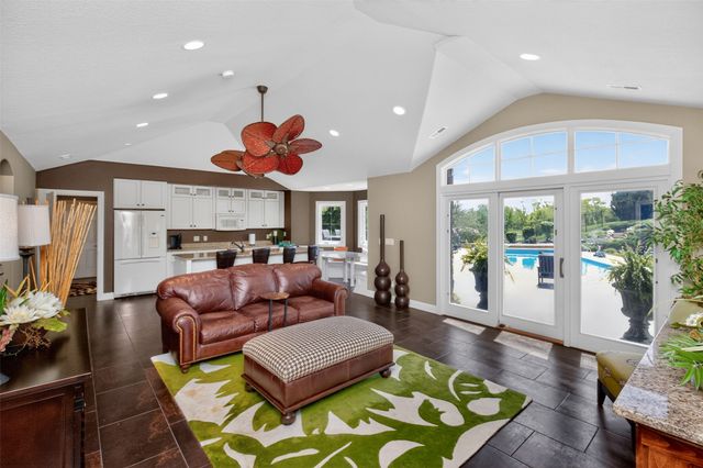 2817 NE Seneca Drive, Ankeny, IA 50021