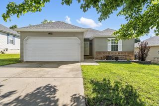 421 West White Ash Road, Nixa, MO 65714
