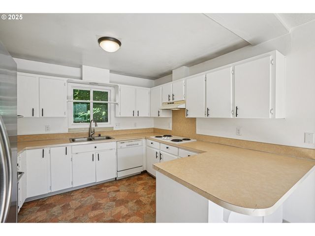 12506 Ne 49TH St, Vancouver, WA 98682