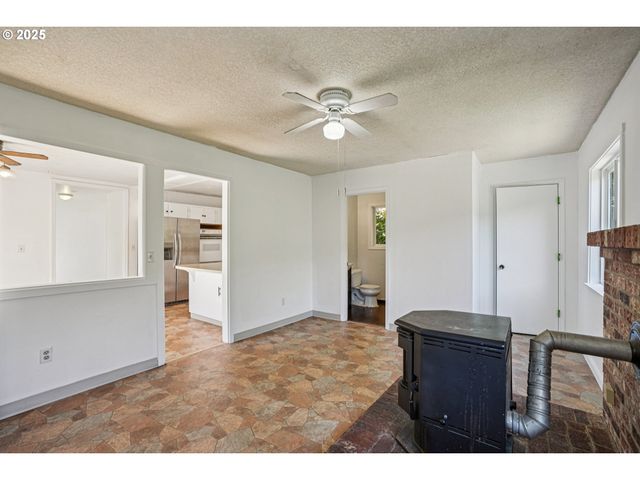 12506 Ne 49TH St, Vancouver, WA 98682
