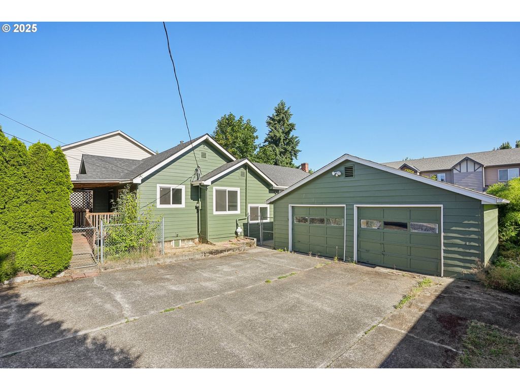 12506 Ne 49TH St, Vancouver, WA 98682