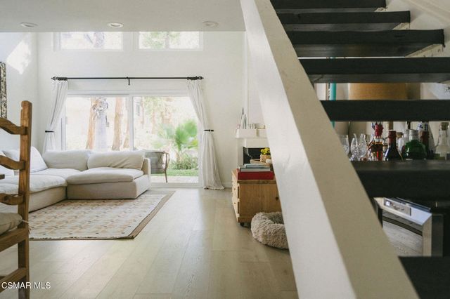 5716 Skyview Way B, Agoura Hills, CA 91301