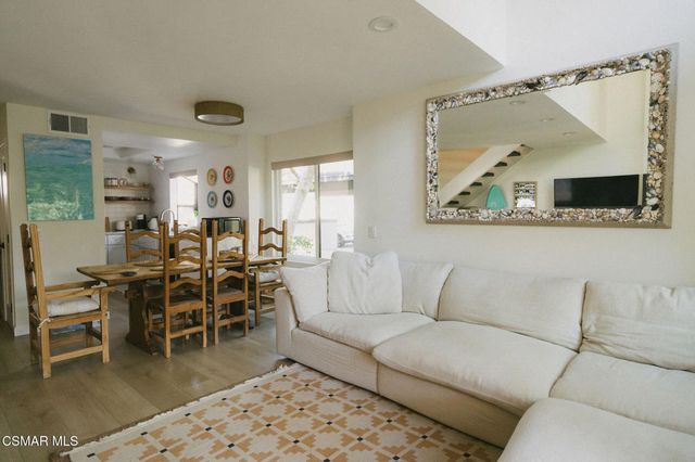 5716 Skyview Way B, Agoura Hills, CA 91301