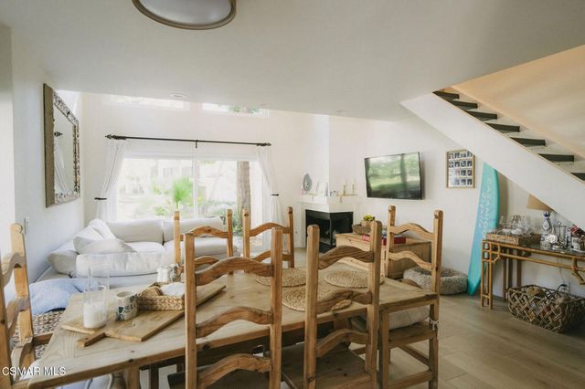 5716 Skyview Way B, Agoura Hills, CA 91301