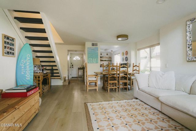 5716 Skyview Way B, Agoura Hills, CA 91301