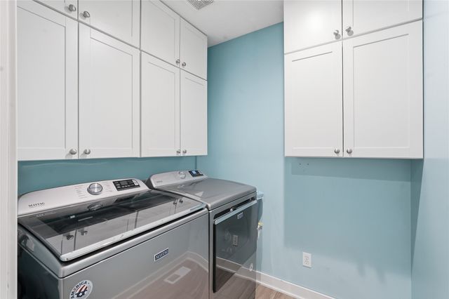 214 NW Ridgeline Drive, Ankeny, IA 50023