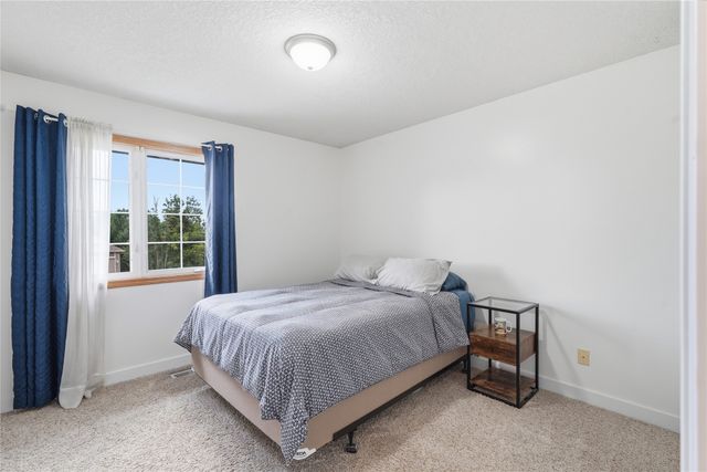 214 NW Ridgeline Drive, Ankeny, IA 50023
