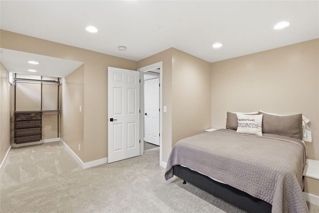 214 NW Ridgeline Drive, Ankeny, IA 50023