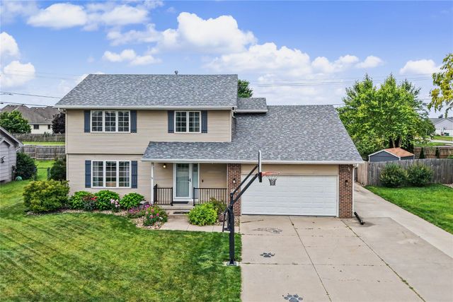 214 NW Ridgeline Drive, Ankeny, IA 50023