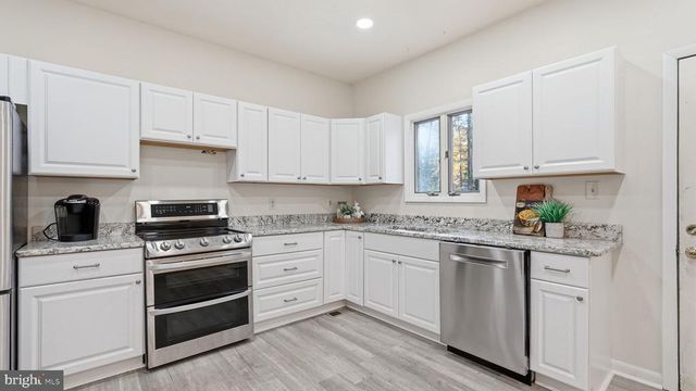 8805 PEPPERIDGE DR, Spotsylvania, VA 22553