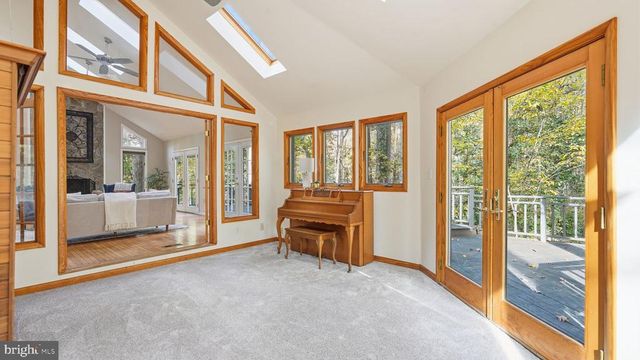 8805 PEPPERIDGE DR, Spotsylvania, VA 22553