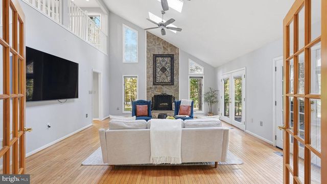 8805 PEPPERIDGE DR, Spotsylvania, VA 22553