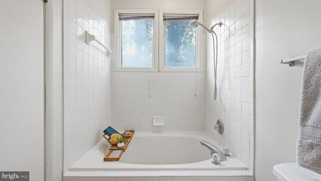 8805 PEPPERIDGE DR, Spotsylvania, VA 22553