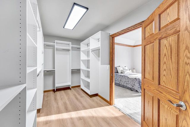 4207 LOST DAUPHIN ROAD, De Pere, WI 54115