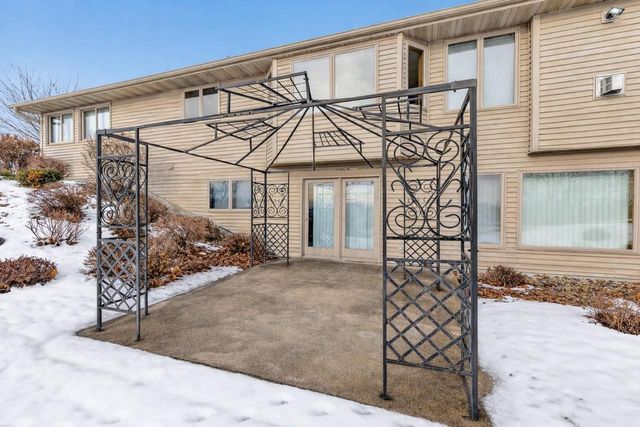 4207 LOST DAUPHIN ROAD, De Pere, WI 54115