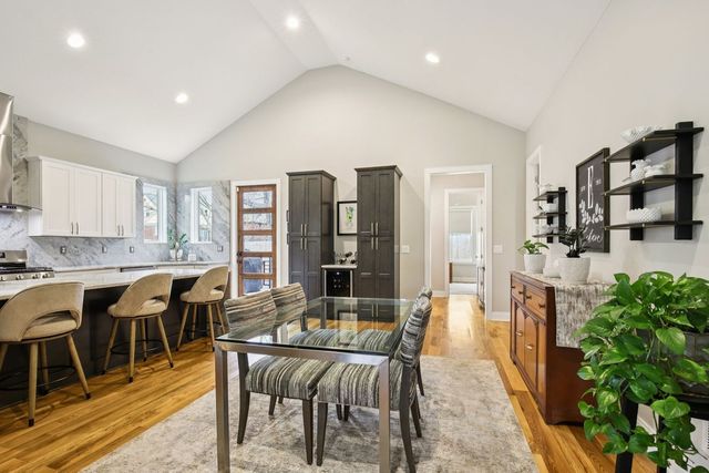 915 Emmett Ave, Nashville, TN 37206