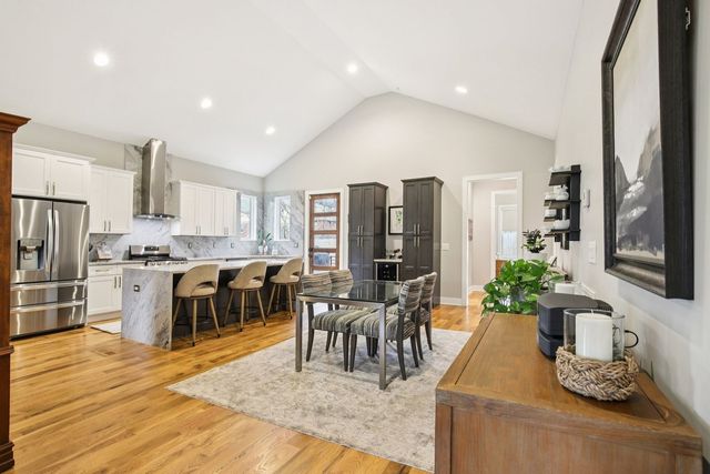 915 Emmett Ave, Nashville, TN 37206