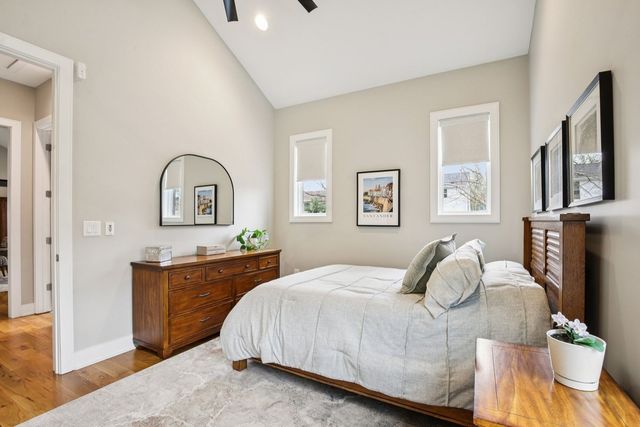 915 Emmett Ave, Nashville, TN 37206