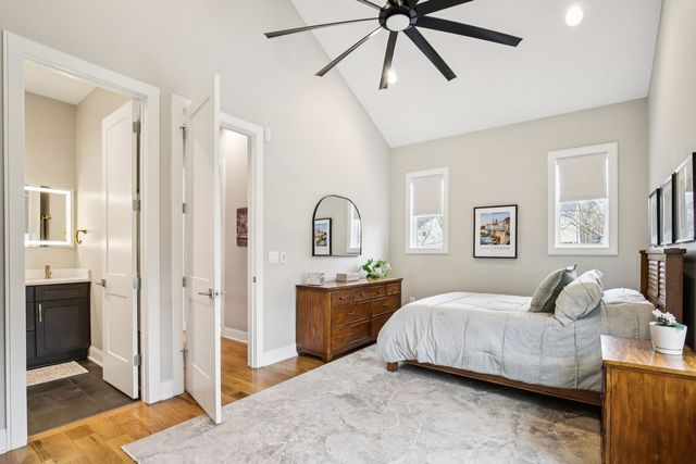 915 Emmett Ave, Nashville, TN 37206