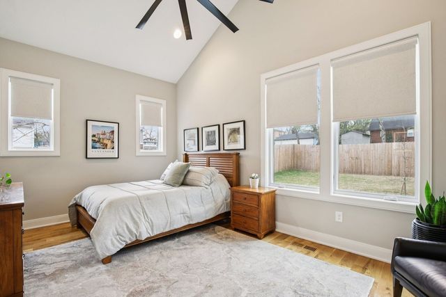 915 Emmett Ave, Nashville, TN 37206