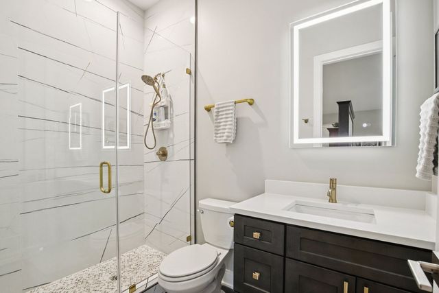 915 Emmett Ave, Nashville, TN 37206