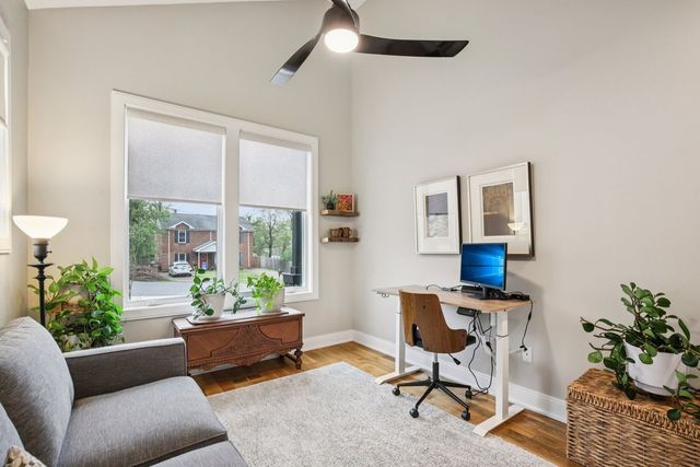 915 Emmett Ave, Nashville, TN 37206