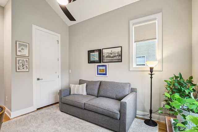 915 Emmett Ave, Nashville, TN 37206