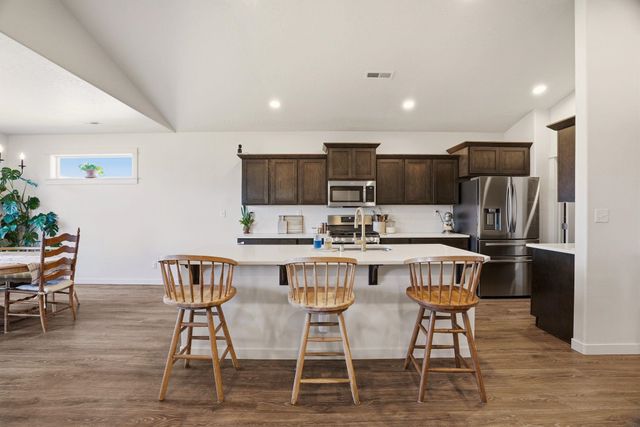 14616 E Caprio Ave, Spokane Valley, WA 99216