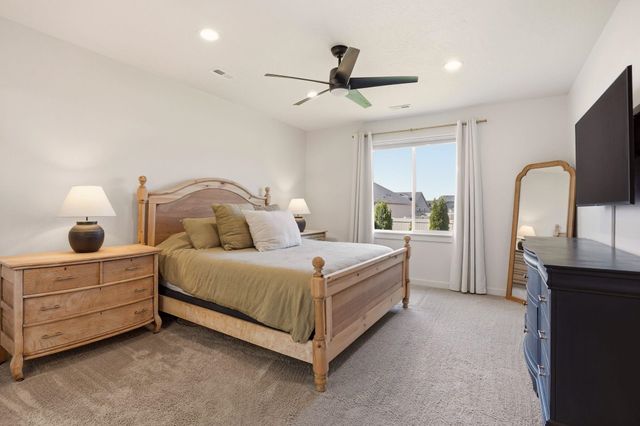 14616 E Caprio Ave, Spokane Valley, WA 99216