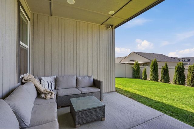 14616 E Caprio Ave, Spokane Valley, WA 99216