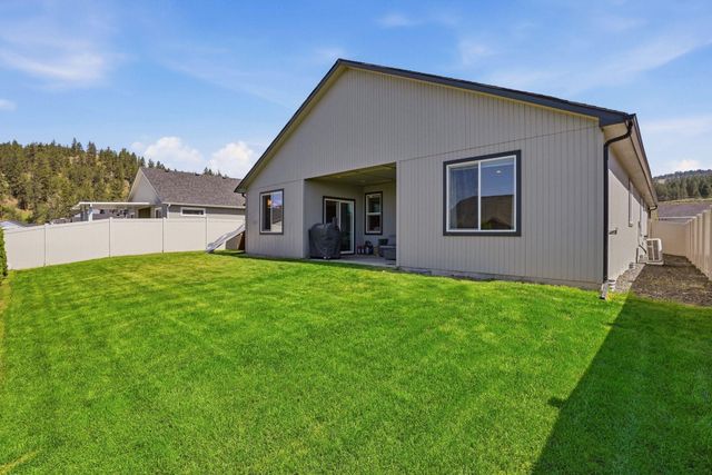 14616 E Caprio Ave, Spokane Valley, WA 99216