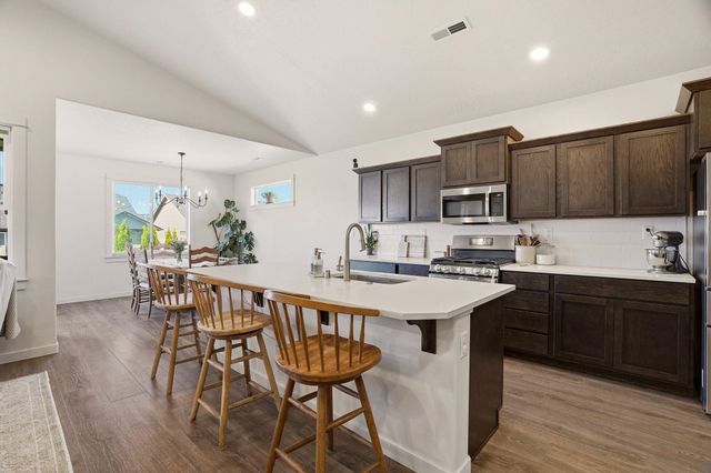 14616 E Caprio Ave, Spokane Valley, WA 99216
