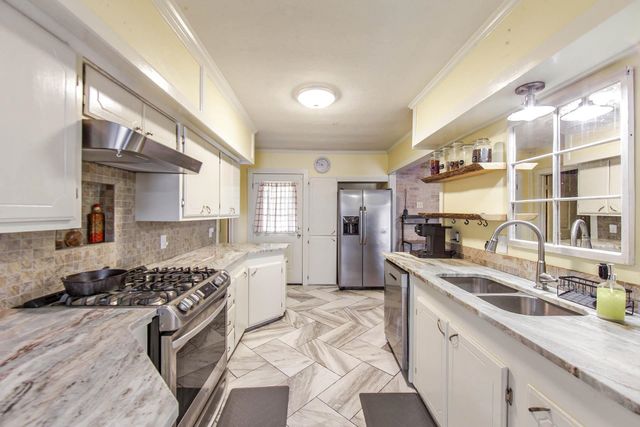 306 Jefferson Davis Drive, Houma, LA 70364