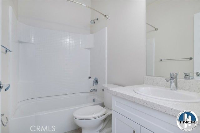 9841 Alburtis, Santa Fe Springs, CA 90670