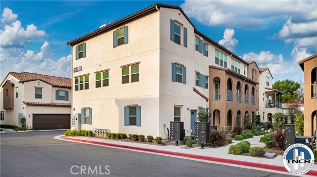 9841 Alburtis, Santa Fe Springs, CA 90670