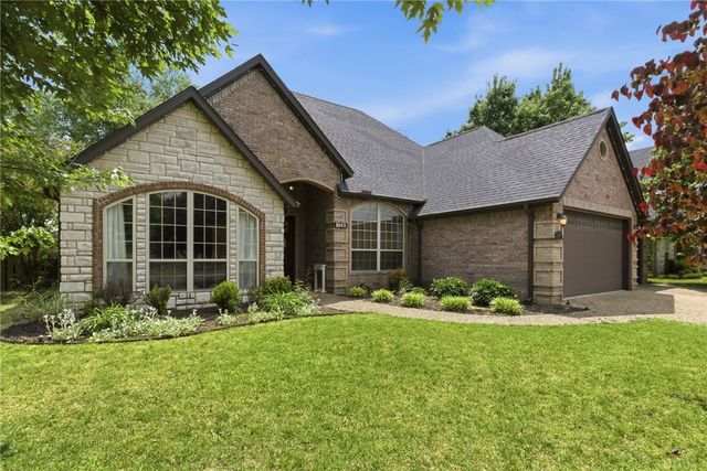 1500 Partridge RUN, Bentonville, AR 72713