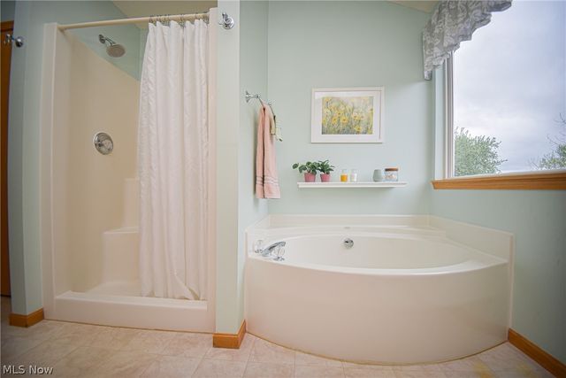 5804 Northampton Drive, Medina, OH 44256