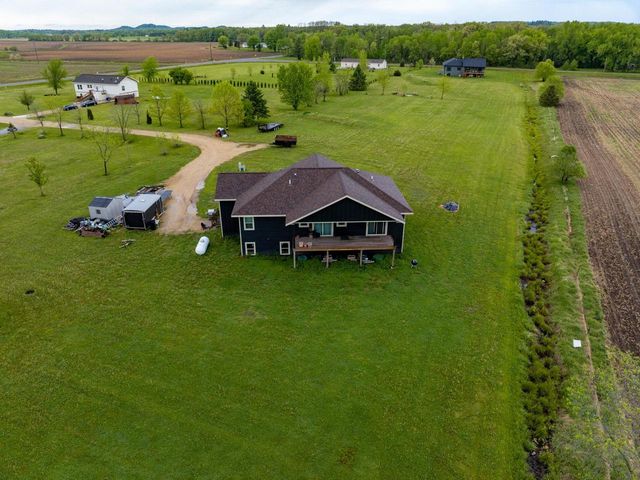 W5267 Weidling Drive, Mauston, WI 53948