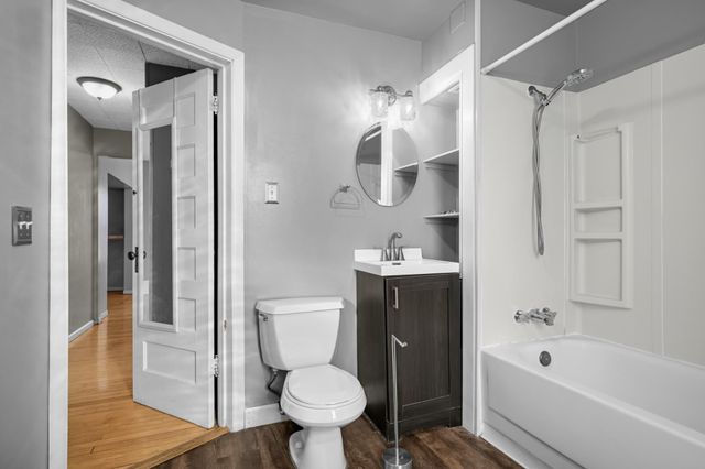 671 Canton Street, Saint Paul, MN 55102