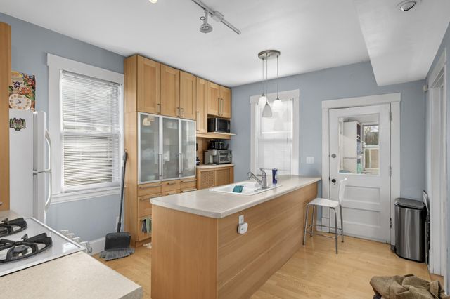 671 Canton Street, Saint Paul, MN 55102