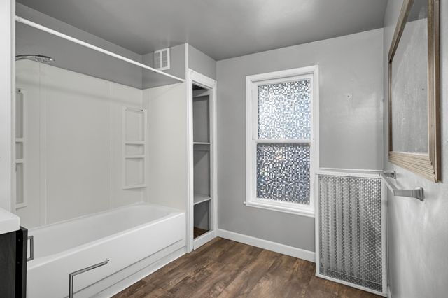 671 Canton Street, Saint Paul, MN 55102